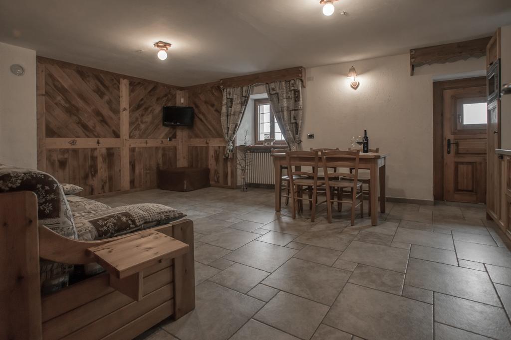 Lo Ni Di Candolle Gignod Exterior foto